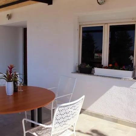 5005-3 Apartament *